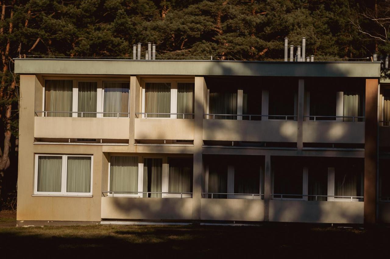 Promenada Zegrze Hotel Бялобжеги Екстериор снимка