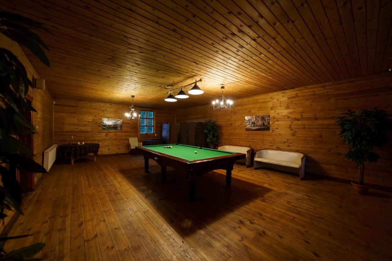 Promenada Zegrze Hotel Бялобжеги Екстериор снимка